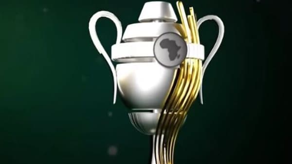 الأهلي والزمالك يستعدان للقمة في 11 أكتوبر