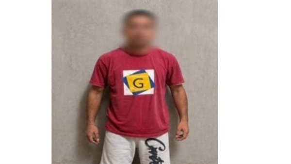 سائق تريلا يتسبب في تصادم 5 سيارات ويهرب