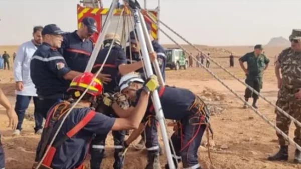 الجزائر تستمر في جهود إنقاذ أيوب