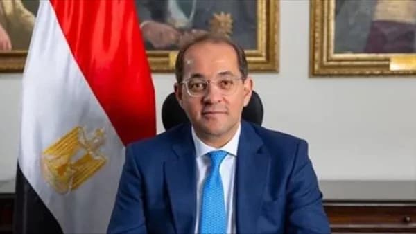 وزير المالية يسعى لتعزيز التعاون مع البنك الآسيوي
