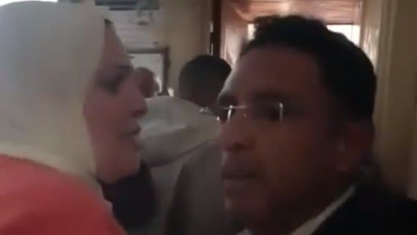 زوجة متهمة بضرب زوجها تُحبس شهرا في طنطا