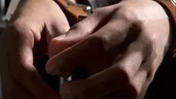 جنوب سوداني محكوم 4 أيام لقتل خاله وزوجته