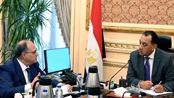 مدبولي يبارك لهيئة الدواء مستوى نضجها الثالث