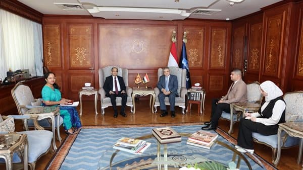 أسامة ربيع يناقش التعاون مع سفير سريلانكا