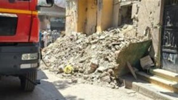 انهيار سقف يعقبه إصابة 12 عاملا في بدر