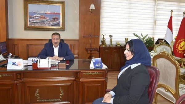محافظ بورسعيد يتيح دخول ذوي الهمم مجانًا لمراكز الشباب