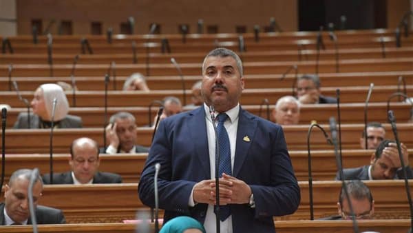 عبد اللطيف أبو الشيخ يناقش تجاوزات التمويل الصغير