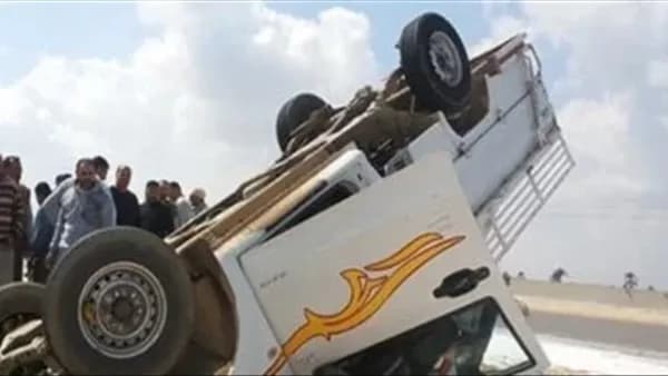 حادث يوقع 11 مصابًا في انقلاب سيارة بصحراوي البحيرة