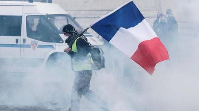 France protests: 440 arrests made