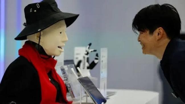 Humanoid Robot Sales Hit 7,000 Globally in 2025