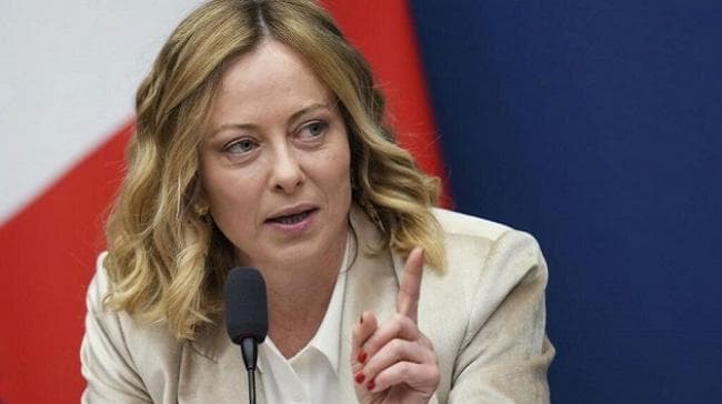 Meloni plans to restrict niqab in schools and regulate foreign students
