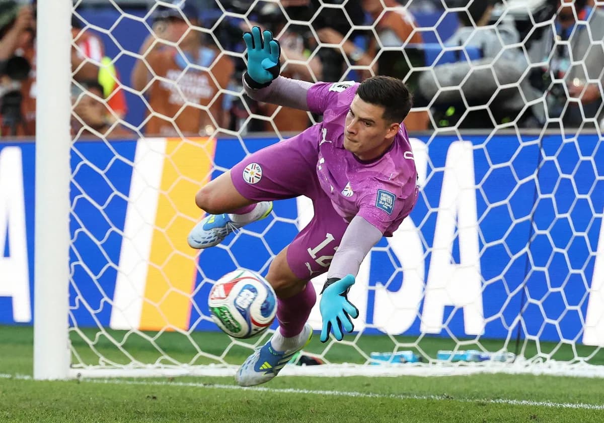 حارس باراغواي يحصل على أفضل لاعب بعد إقصاء ألمانيا