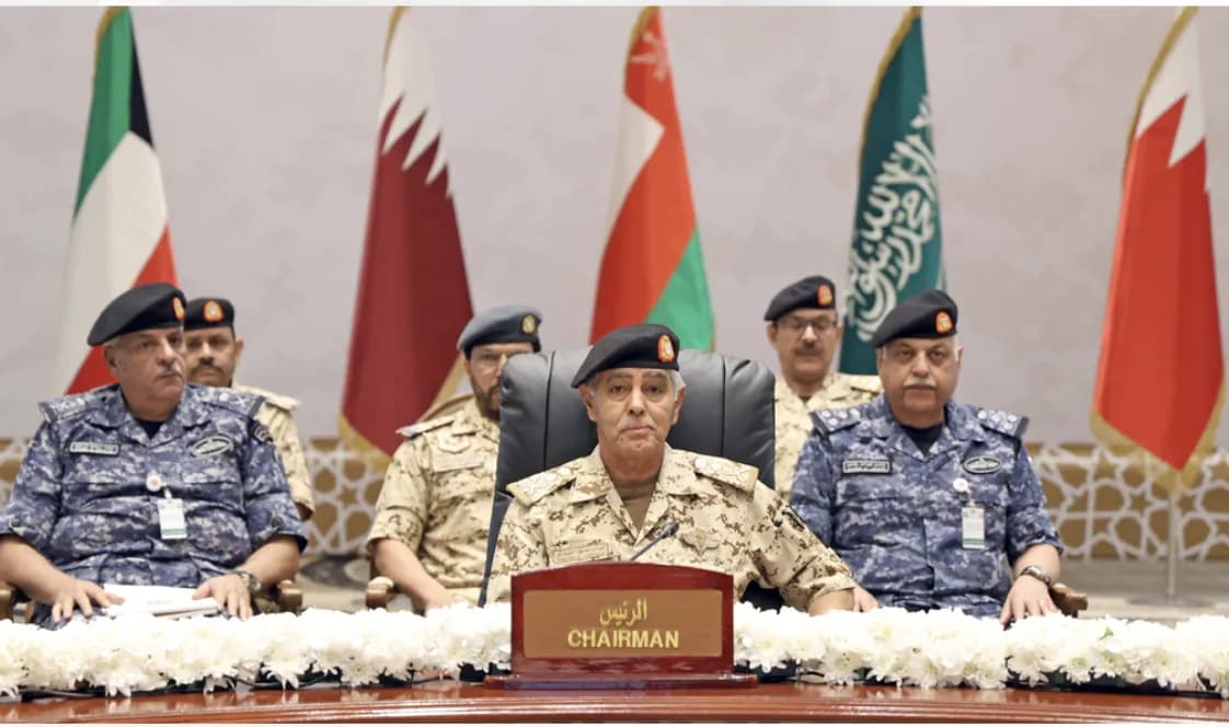 رؤساء الأركان الخليجيون يناقشون التعاون والاعتداءات الإيرانية