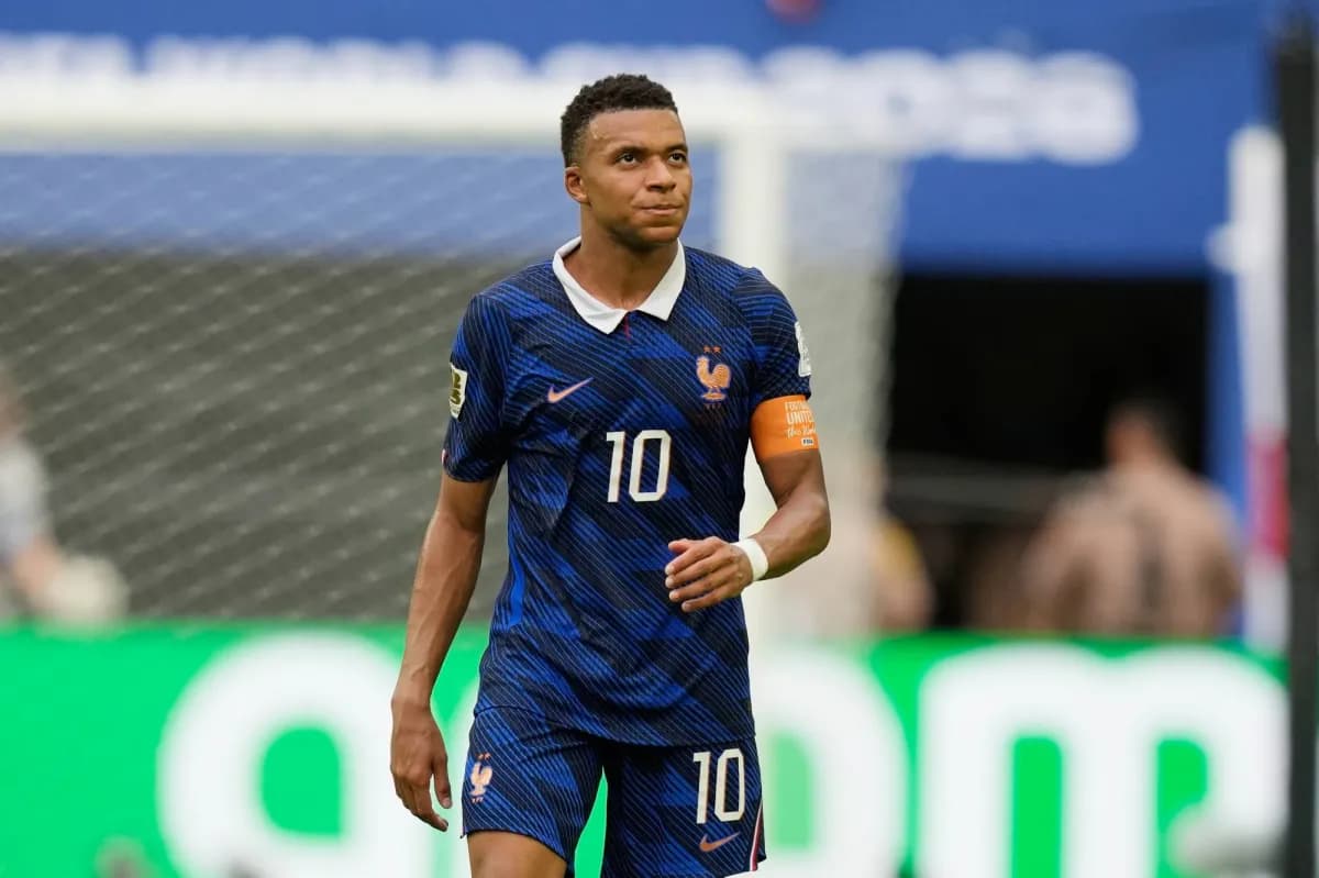 Mbappé criticizes Deshawn and predicts Messi goal