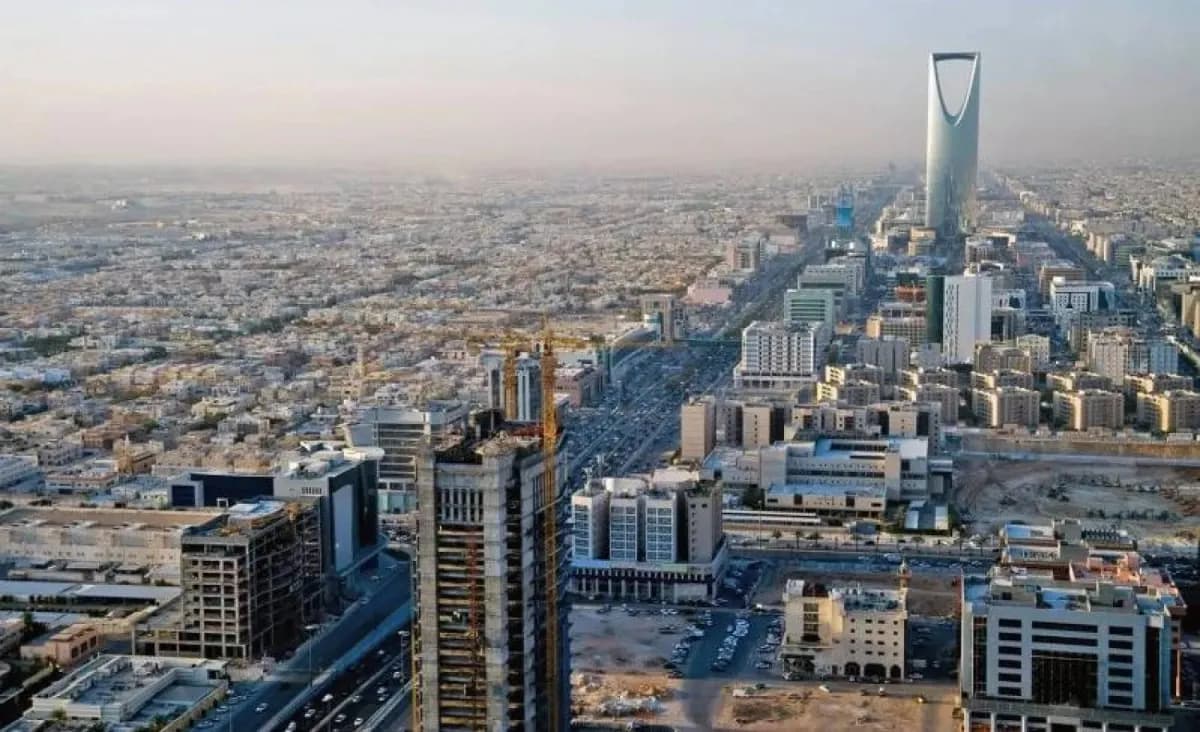 السعودية تدمر مسيّرات من العراق والأردن يسقط اثنين