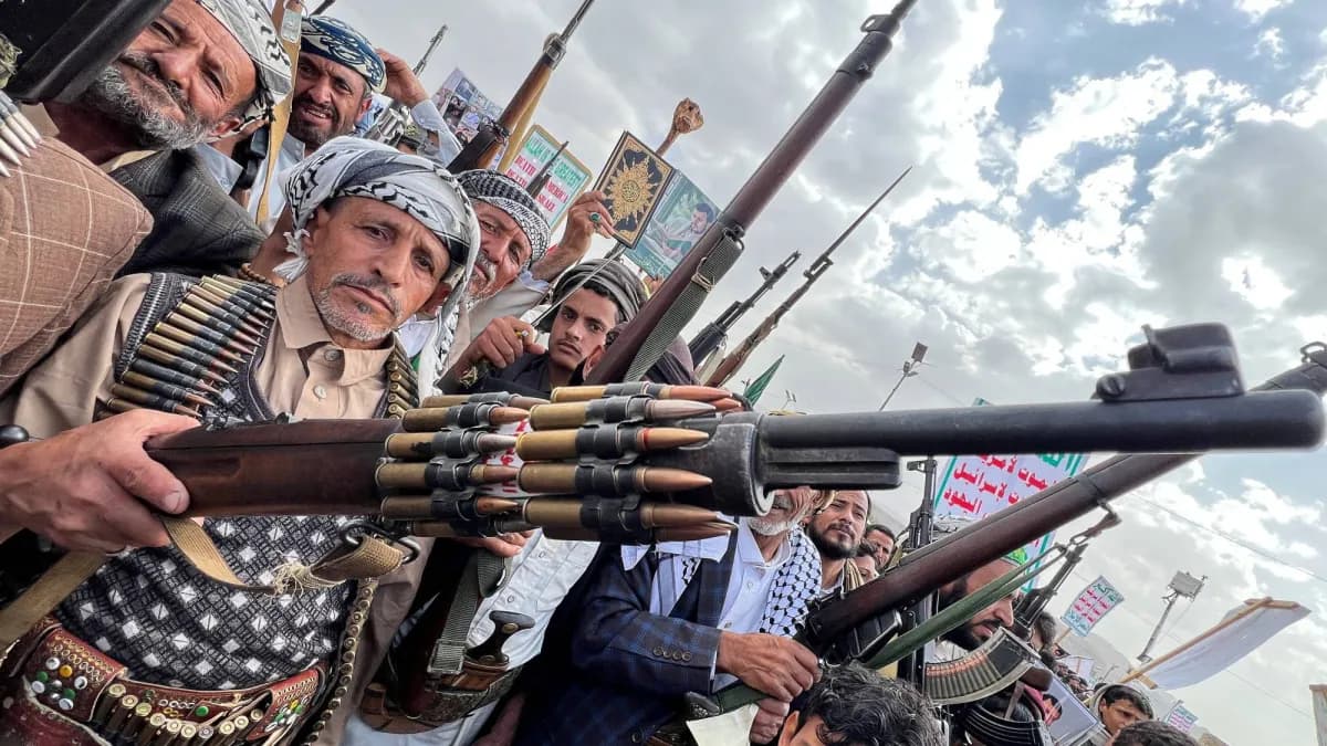 تصعيد الحوثيين يسبب نزوح في اليمن