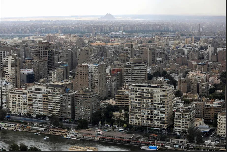 Egypt government downplays unknown lines