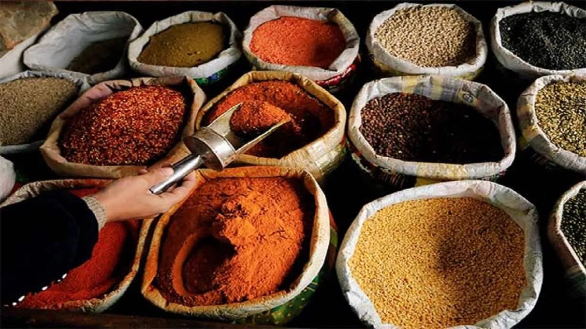 عشرة أعشاب وتوابل غنية بالكالسيوم