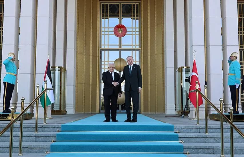 إردوغان وعباس يوافقان على المرحلة الثانية من اتفاق غزة