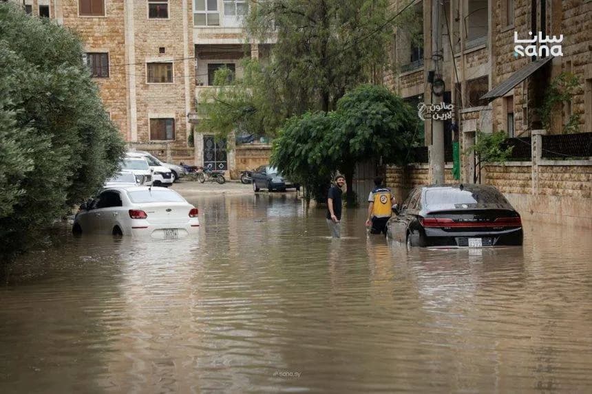 أمطار الصيف تثير مخاوف الفيضانات في سوريا