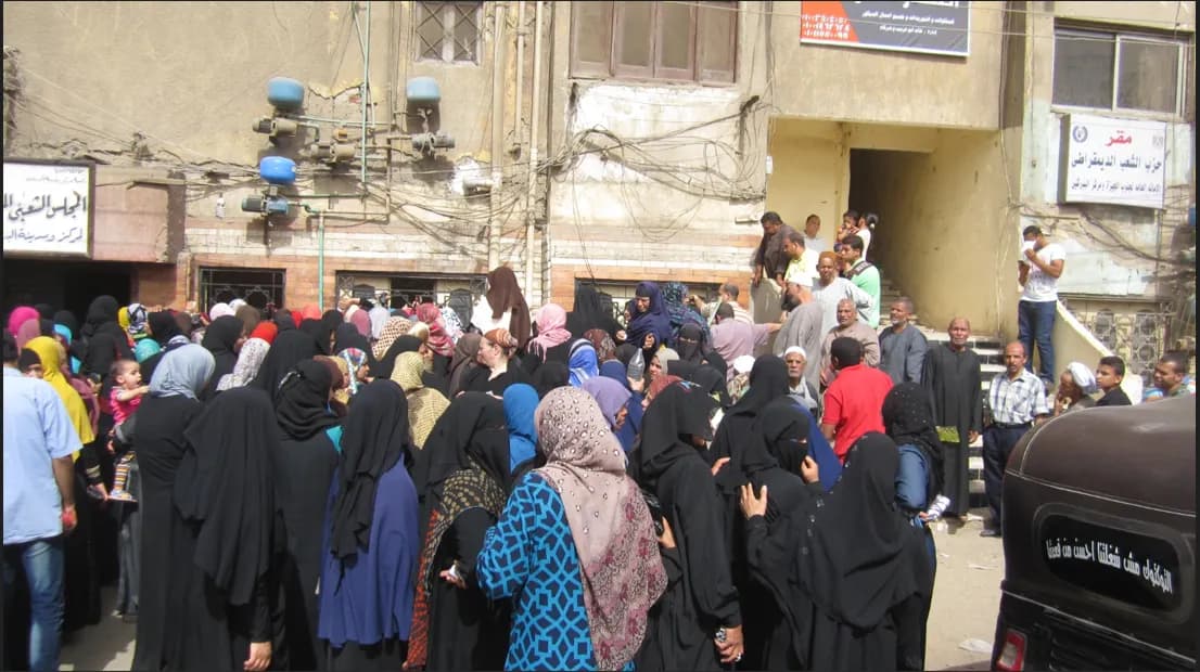 Egyptian government maintains cash support despite concerns