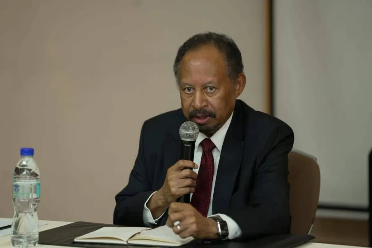 سودانيون يناقشون دعوة البرهان لحوار في أديس أبابا