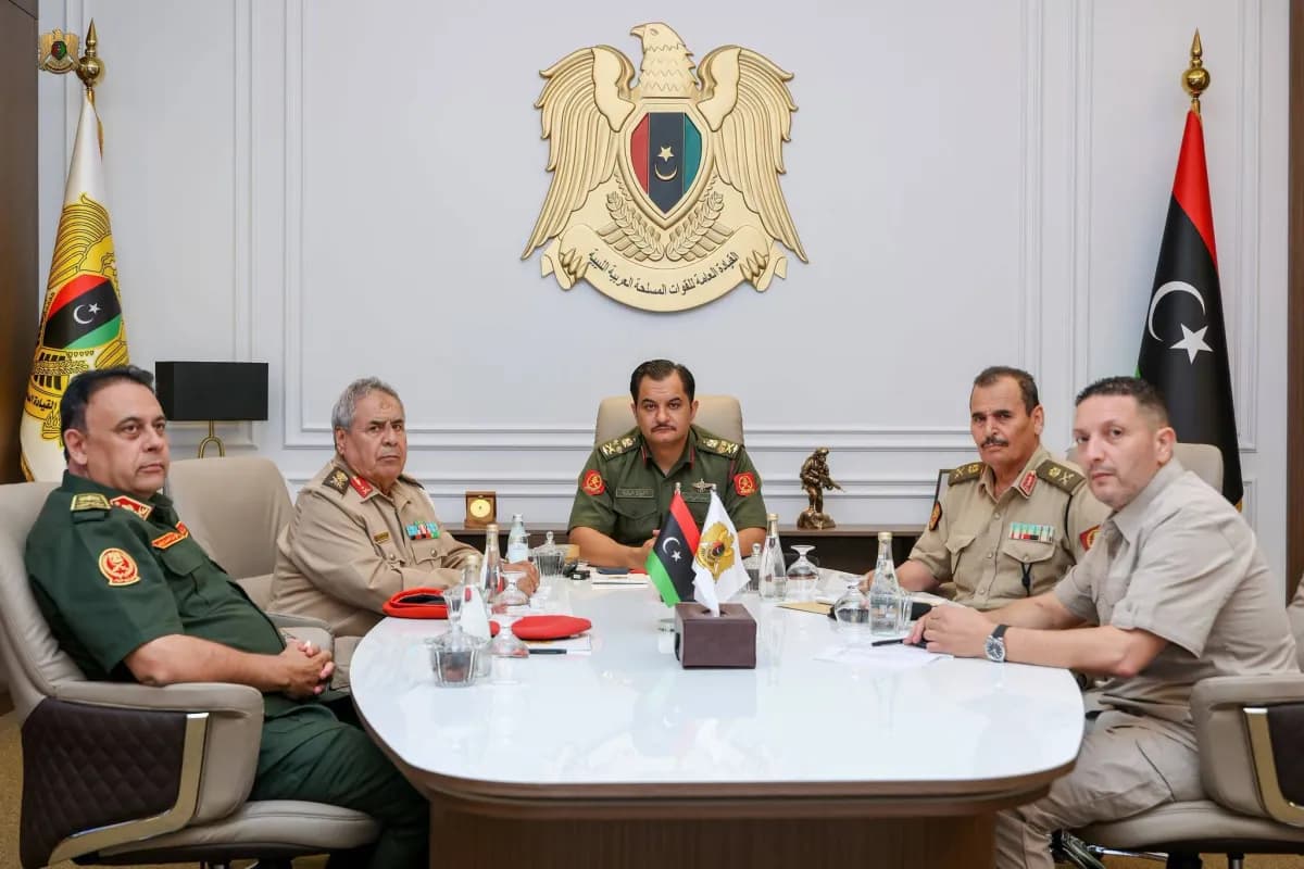 هل يحظى حفتر برئاسة الجيش الليبي