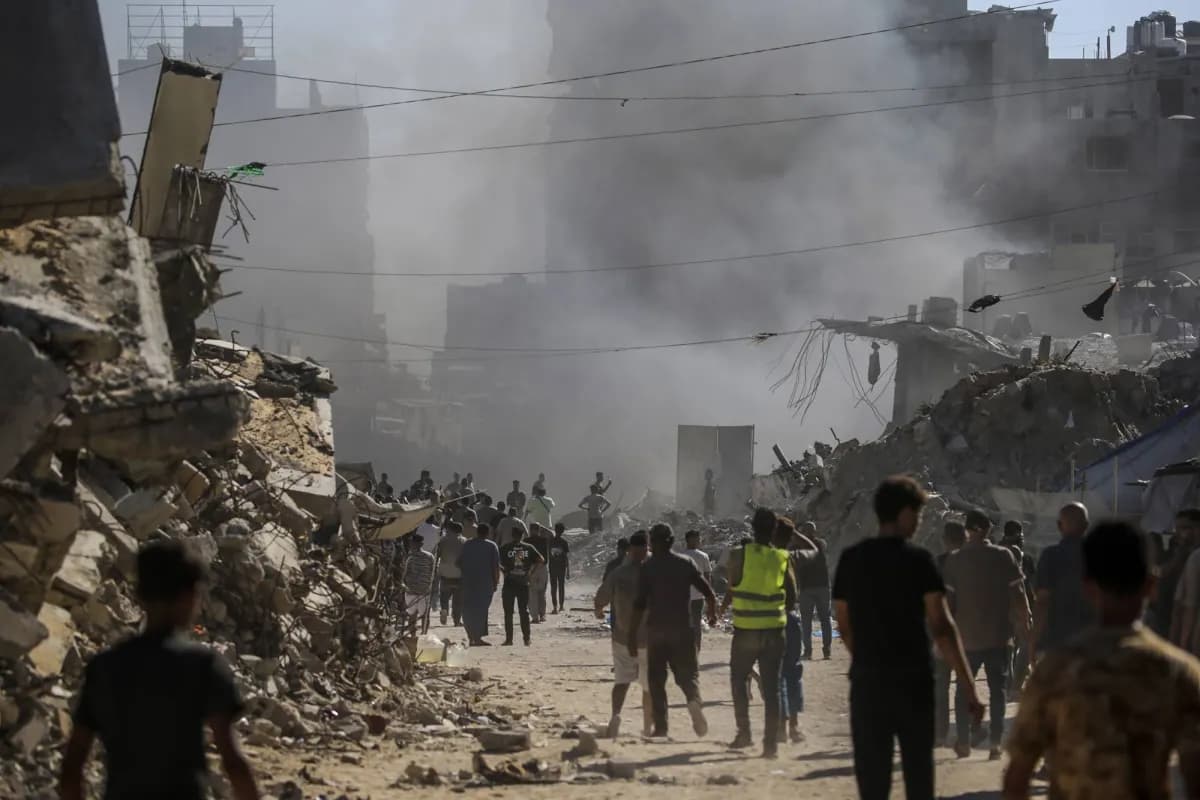 Palestinian shot by Israeli forces in Gaza