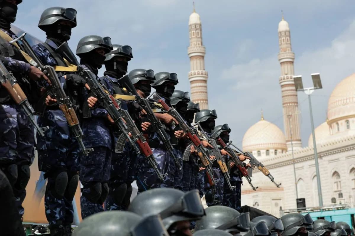 Houthis Strengthen Security Due to September Phobia