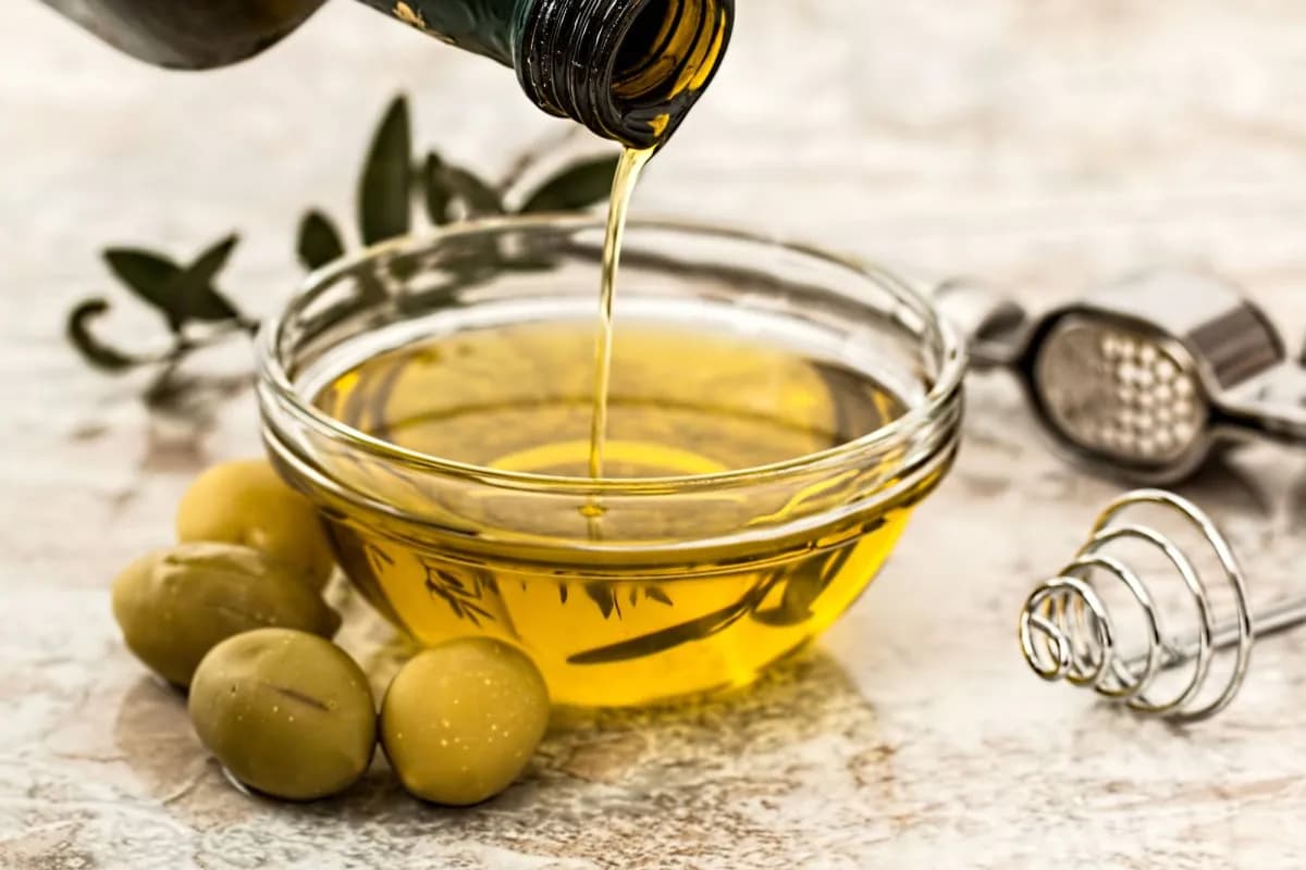 هل تساهم ملعقة زيت الزيتون في خفض السكر