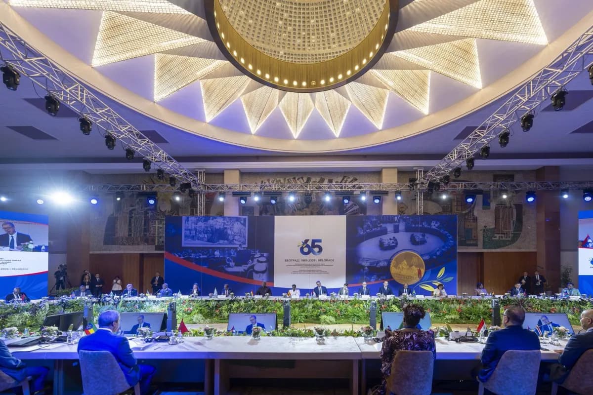 السعودية تدعو لوقف التصعيد وتعزيز التعاون