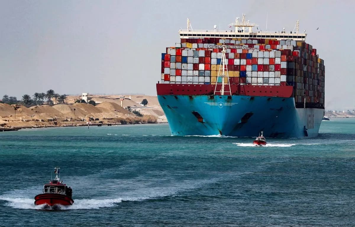 New convoy passes Suez Canal amid Red Sea disruptions