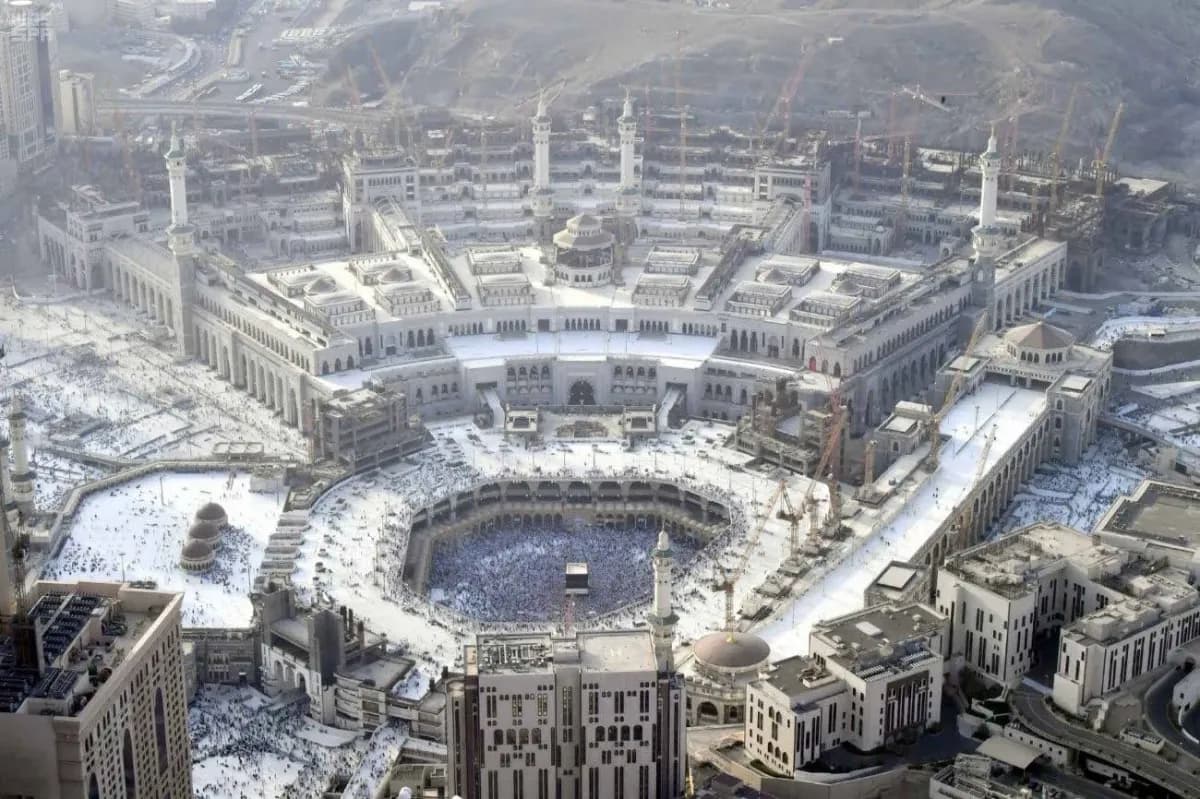 Houthi Attacks Target Islamic Sanctities