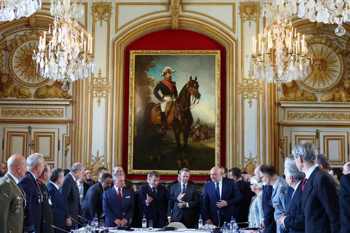 Paris plans a broad Lebanon conference