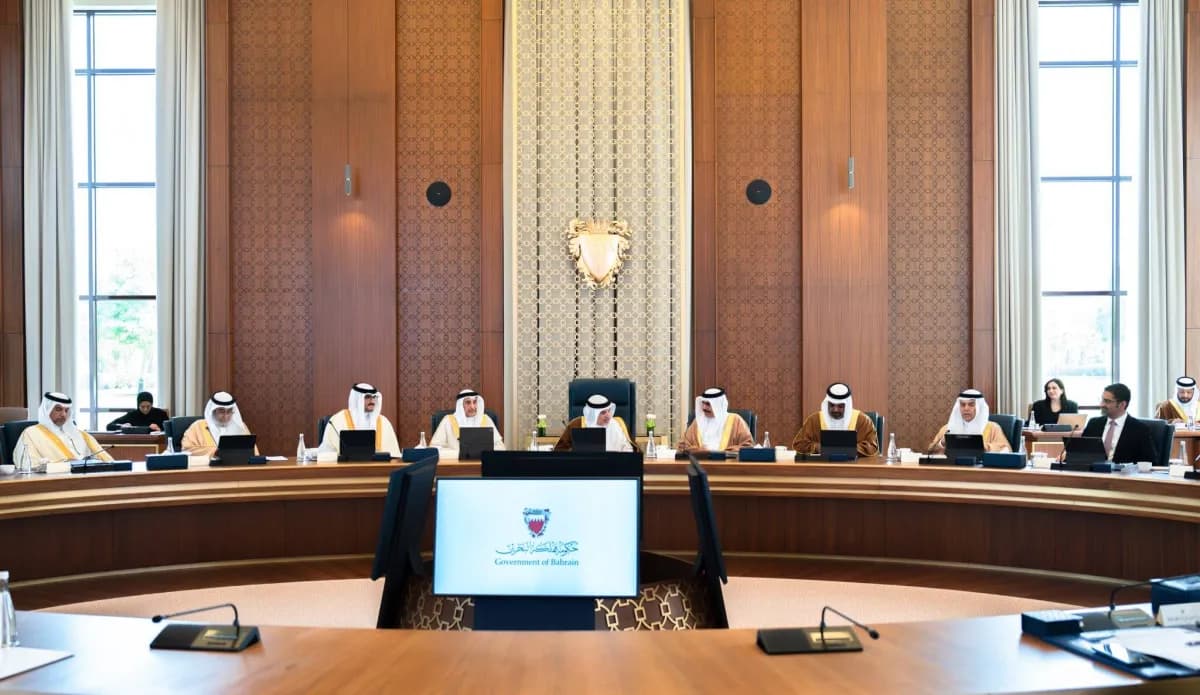 البحرين تؤكد تضامنها مع السعودية وتدين هجمات الحوثي