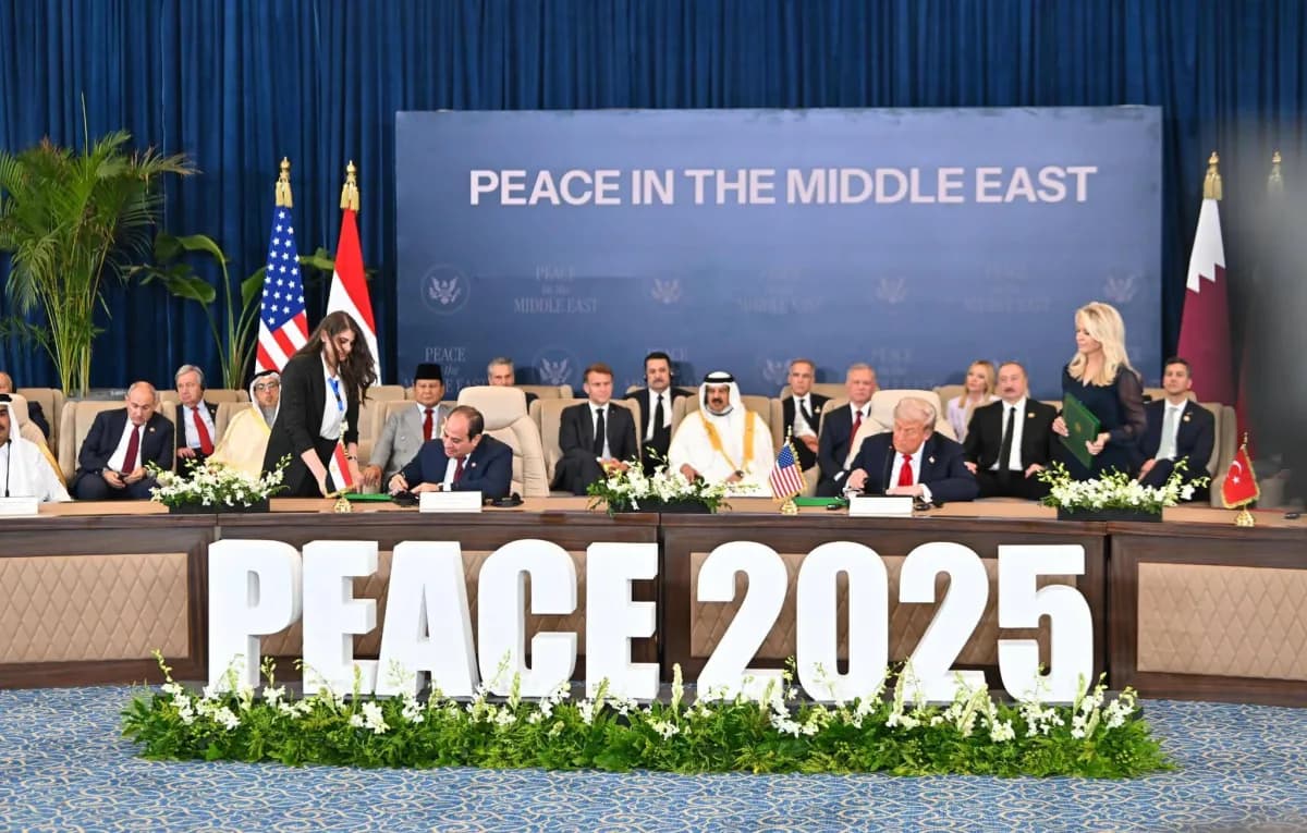 Reconstruction Delays Threaten Displacement Year After Gaza Agreement