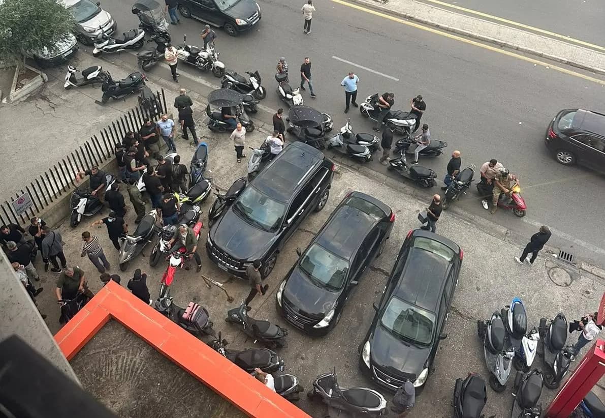 Hezbollah members block pharmacy raid