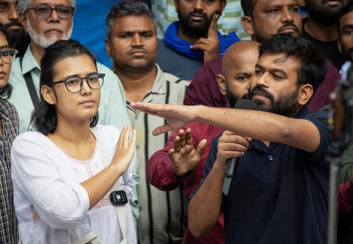 India detains Cockroach Movement founder