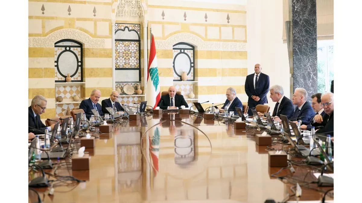 الاتصالات السياسية تزيل توتر شحنة حزب الله