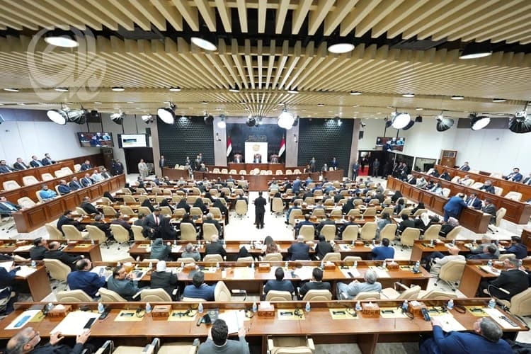 Parliament debates France pact, adjourns