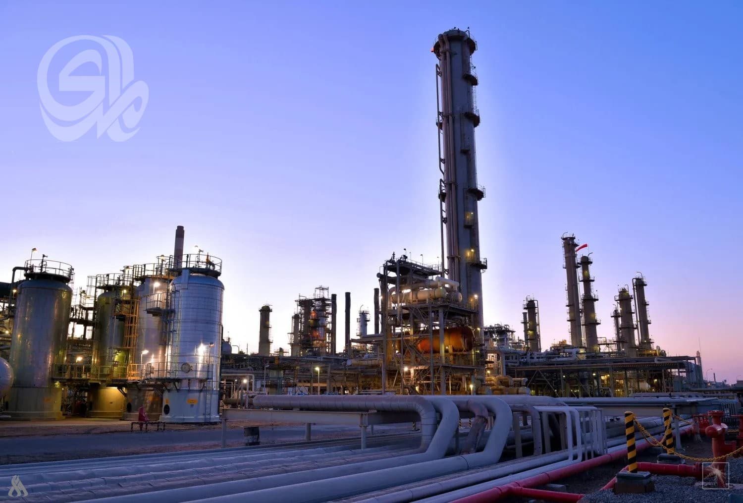Saudi Arabia closes energy sites after Houthi attack