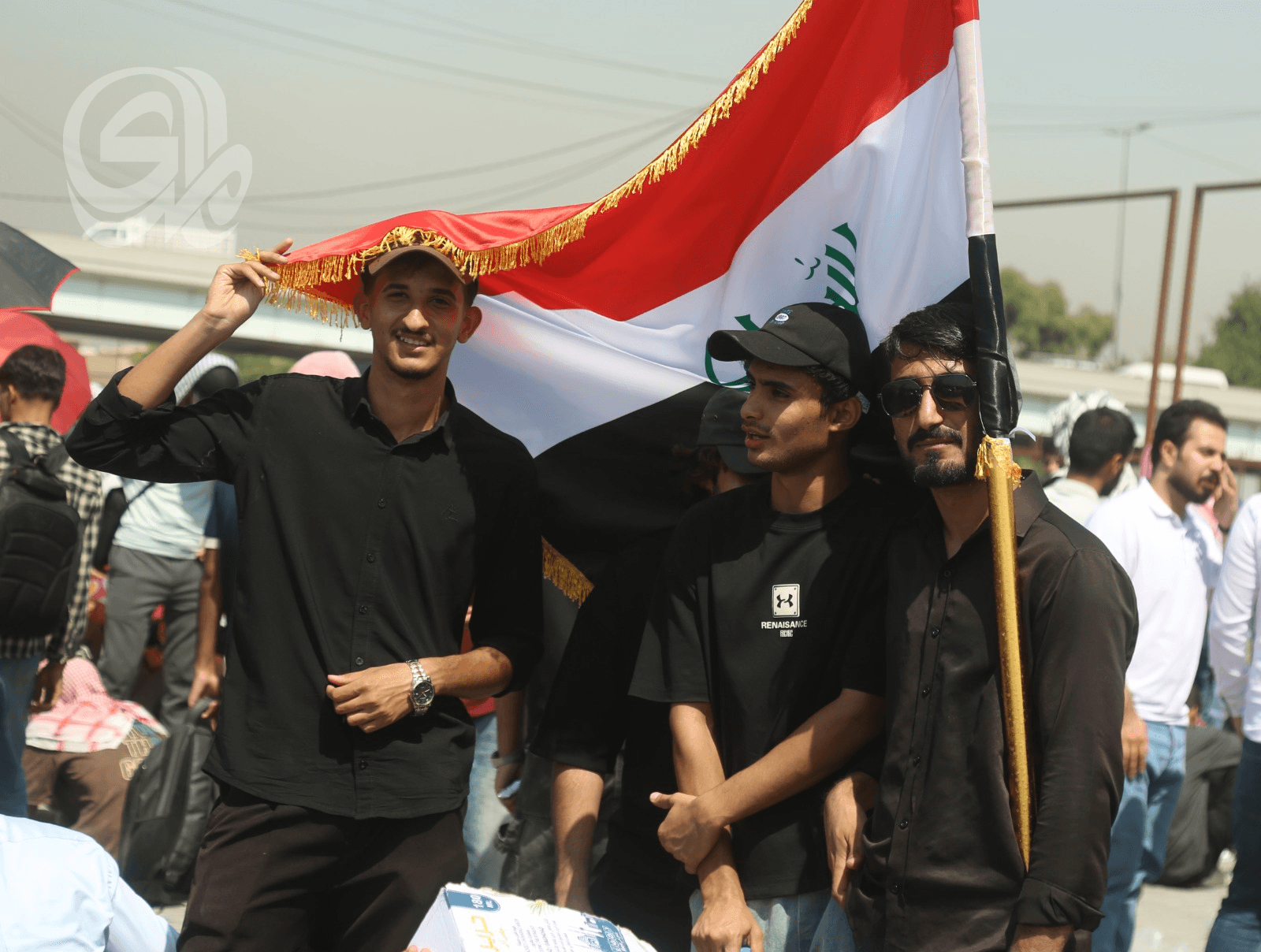 Oil institute grads demand jobs at ministry