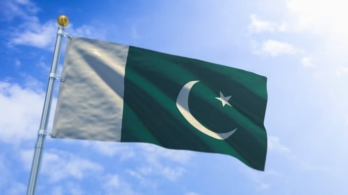 Pakistan Calls for De-escalation between Tehran and Washington