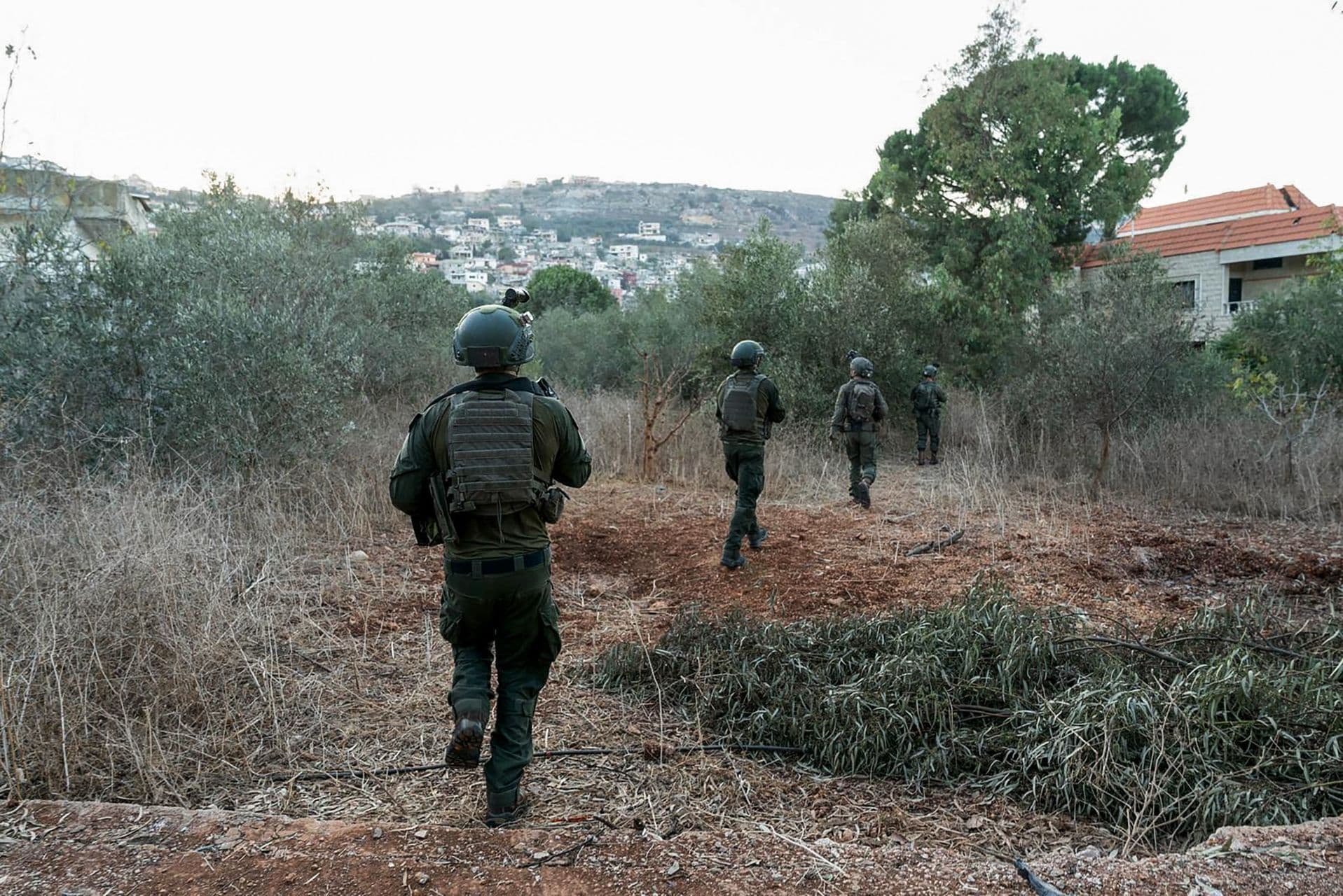 Enemy Reveals Soldier in Secret Unit Contact with Iran