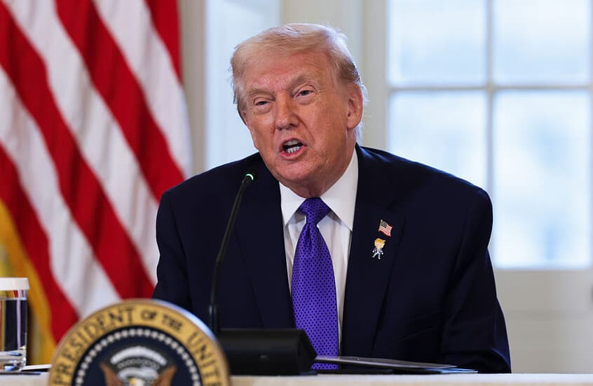 Trump halts strikes to pursue diplomacy