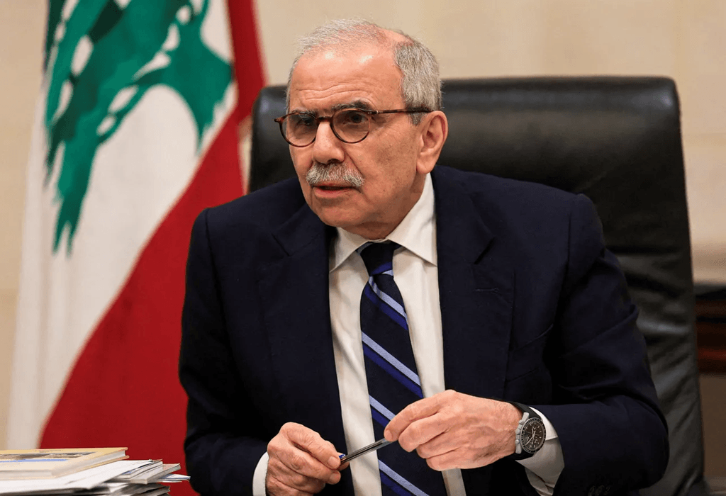 President Salam affirms readiness for all options to boost economy