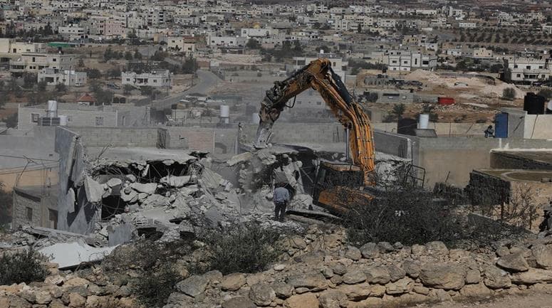Occupation demolishes structures in Hebron and Salfit