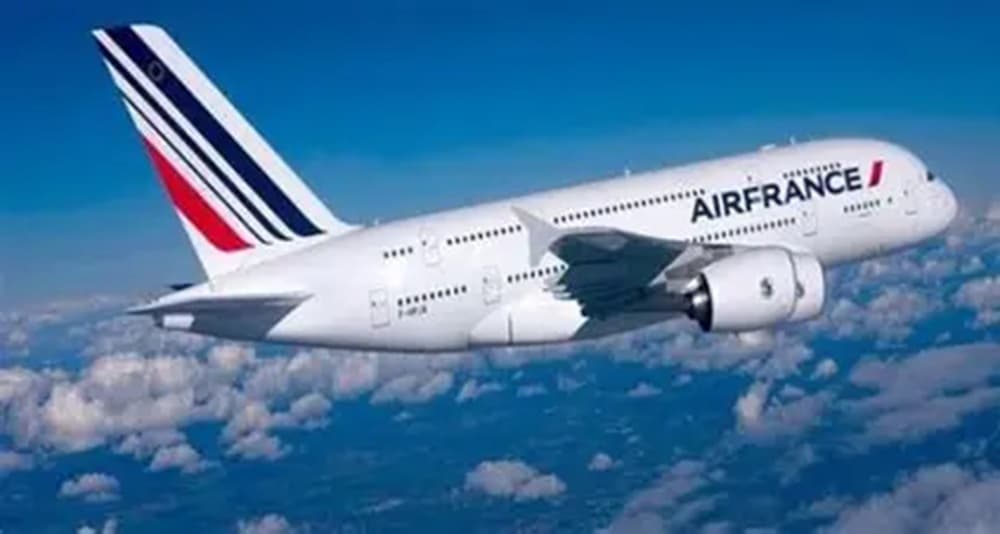 France halts flights to Riyadh Dubai and extends Beirut suspension
