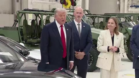 Trump lauds Michigan auto industry