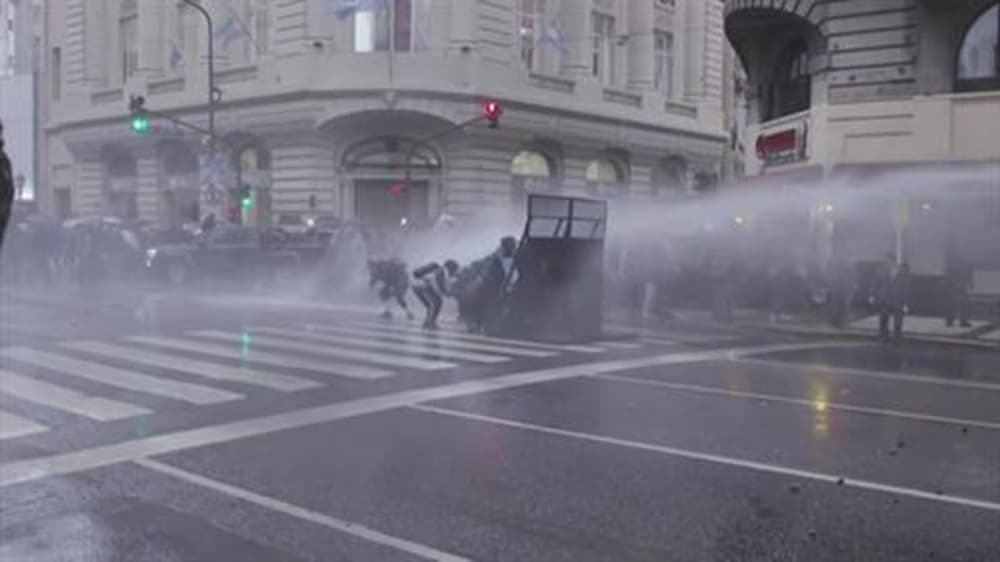 Argentina Police Use Tear Gas on Protesters